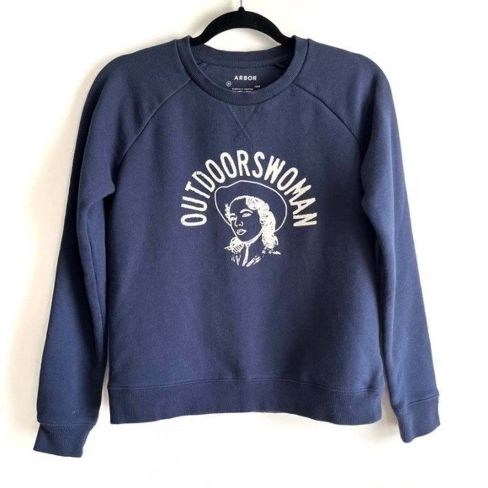 Arbor Cowgirl Outdoors Woman Navy Blue Fleece Sweatshirt Size Medium